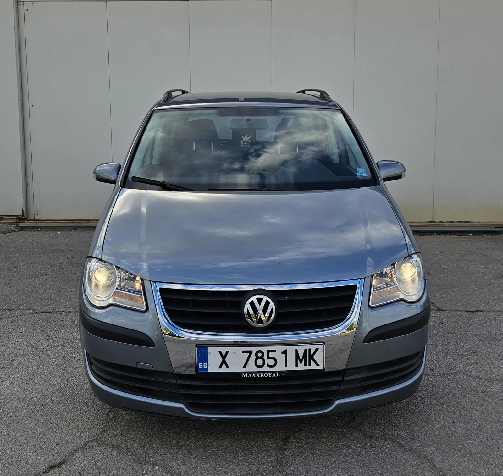 VW Touran 1.9 TDI* 6 СКОРОСТИ* , снимка 2 - Автомобили и джипове - 56246937