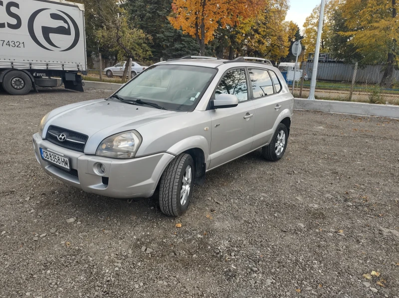 Hyundai Tucson, снимка 2 - Автомобили и джипове - 47798749