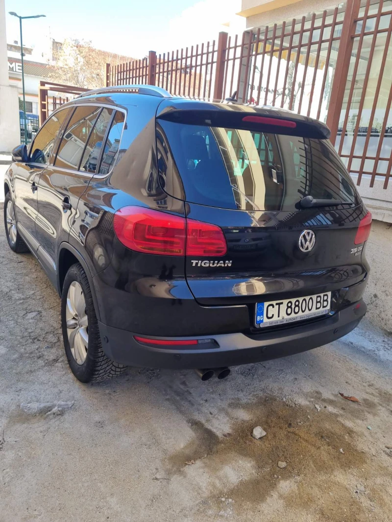 VW Tiguan, снимка 2 - Автомобили и джипове - 49094113