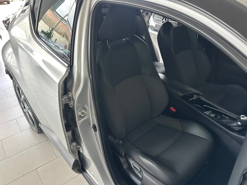Toyota C-HR Club* Bitone, снимка 14 - Автомобили и джипове - 52501404