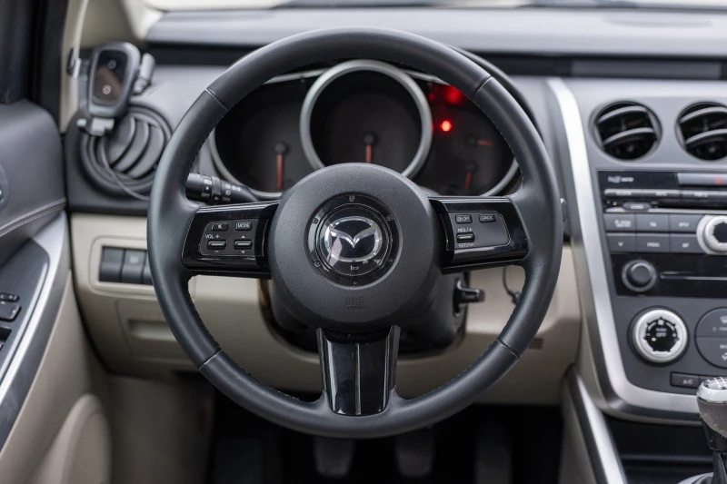Mazda CX-7, снимка 9 - Автомобили и джипове - 52563235