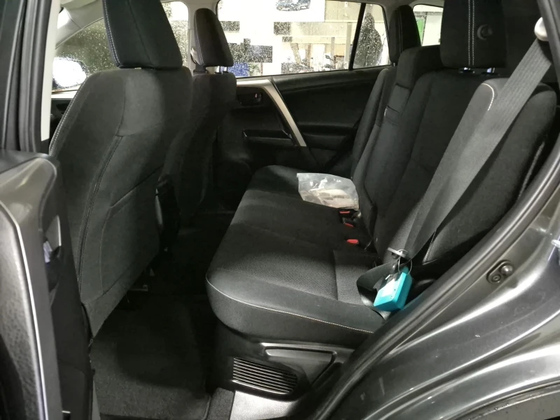 Toyota Rav4 LE+ HYBRID| 2.5L| 4x4| 2 KЛЮЧА , снимка 12 - Автомобили и джипове - 53458016