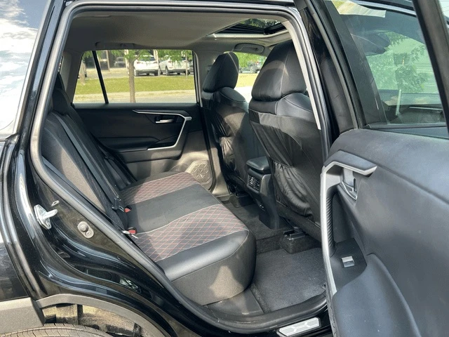 Toyota Rav4 / XLE / AWD / CARFAX / ОПЦИЯ ЗА ФИНАНСИРАНЕ /, снимка 16 - Автомобили и джипове - 53298873