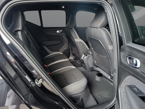 Volvo XC40 Recharge AWD = Ultimate = Гаранция, снимка 8 - Автомобили и джипове - 55752626