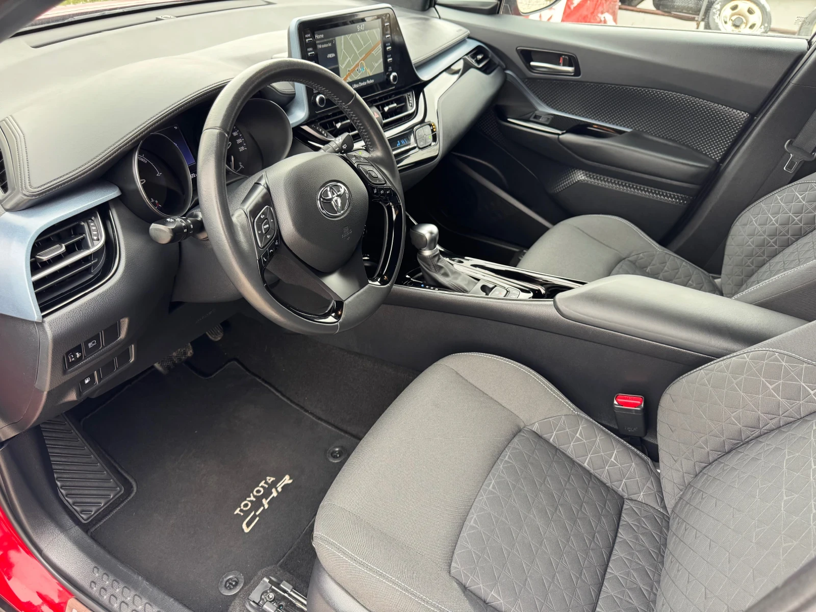 Toyota C-HR 2.0/184к.с./Hybrid/Гаранция/37000км. - изображение 8