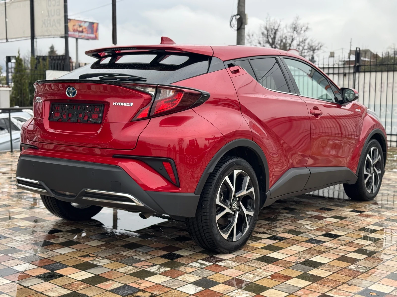 Toyota C-HR 2.0/184к.с./Hybrid/Гаранция/37000км. - изображение 4