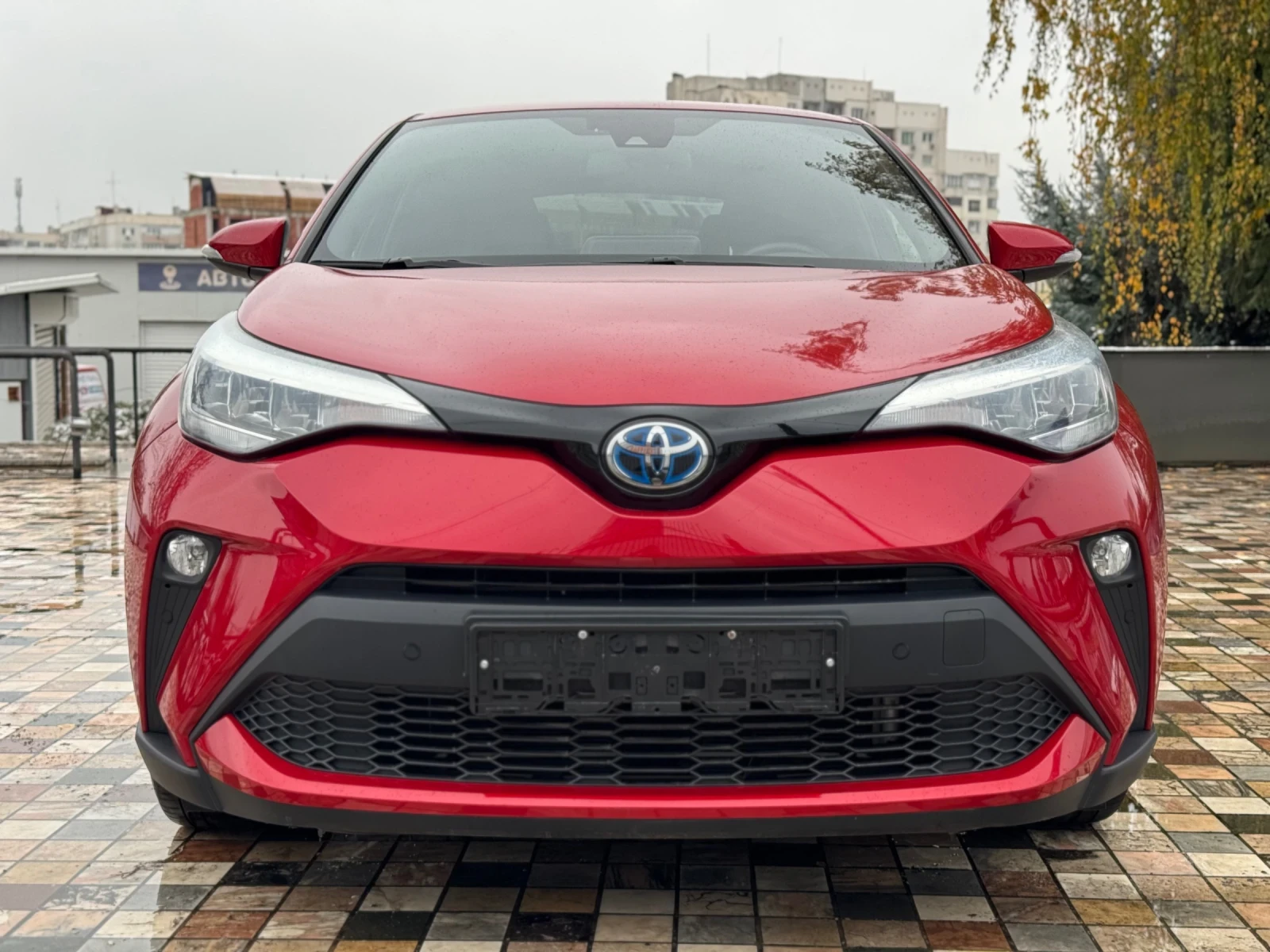 Toyota C-HR 2.0/184к.с./Hybrid/Гаранция/37000км. - изображение 2