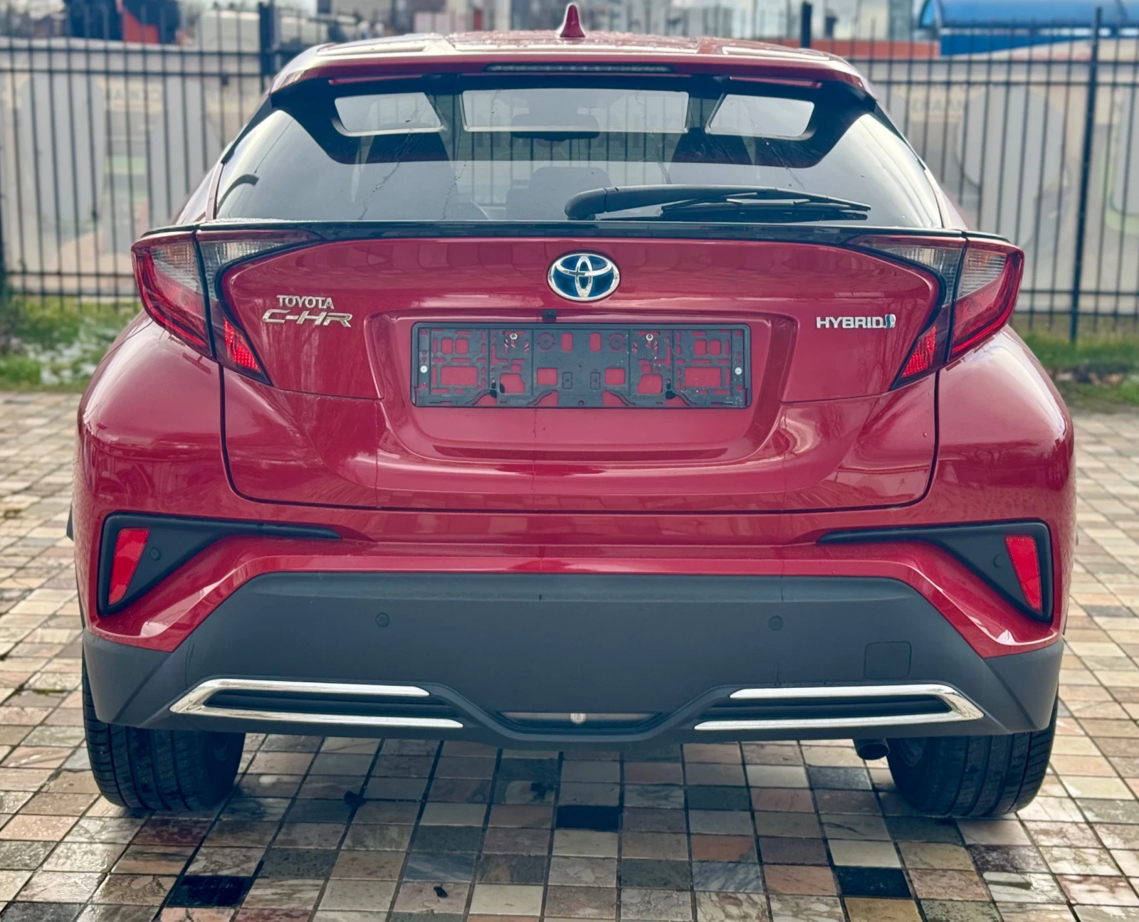 Toyota C-HR 2.0/184к.с./Hybrid/Гаранция/37000км. - изображение 5