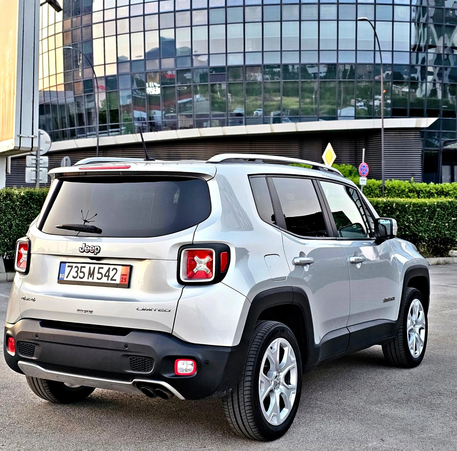 Jeep Renegade 1.4т 170к.с 4х4 LIMITED Avtomat Bi Xenon Koja  - изображение 5