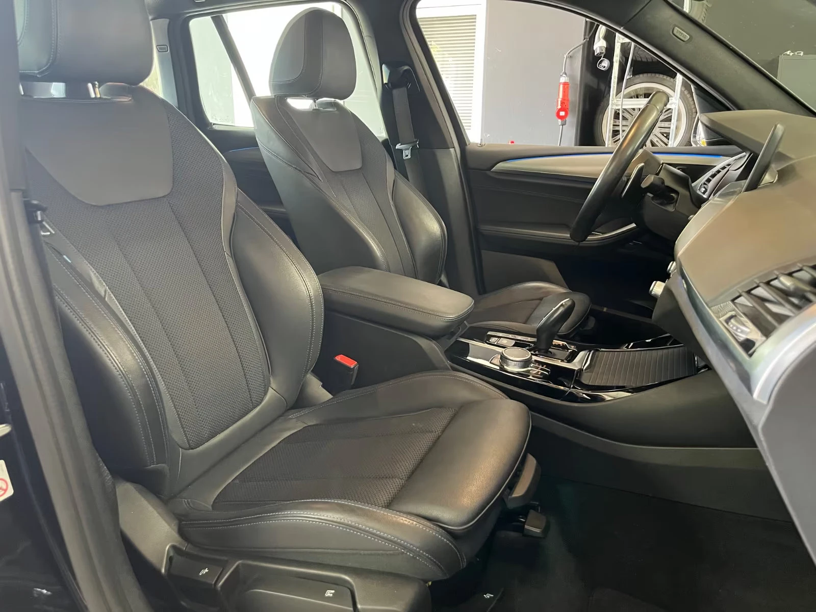 BMW X3 xDRIVE30e/M-SPORT/288HP/HUD/L.CPIT/ACC/360/791f - изображение 10