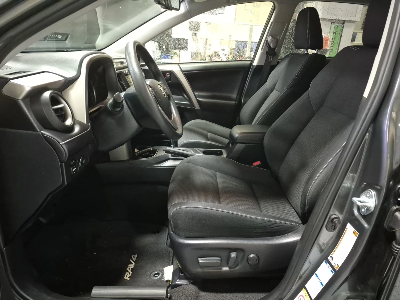 Toyota Rav4 LE+ HYBRID| 2.5L| 4x4| 2 KЛЮЧА  - изображение 8