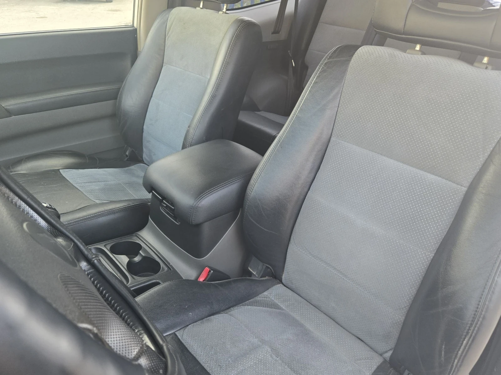 Mitsubishi Pajero 3.2 D-iD, снимка 11 - Автомобили и джипове - 53833261