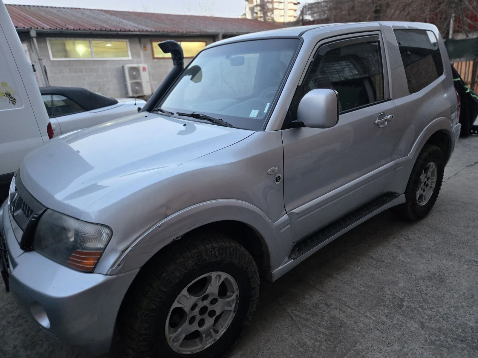 Mitsubishi Pajero 3.2 D-iD, снимка 4 - Автомобили и джипове - 53833261