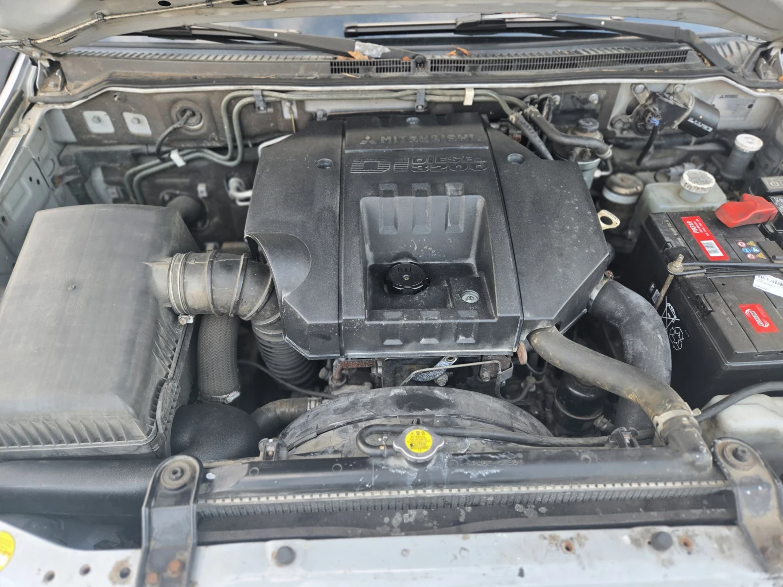 Mitsubishi Pajero 3.2 D-iD, снимка 8 - Автомобили и джипове - 53833261