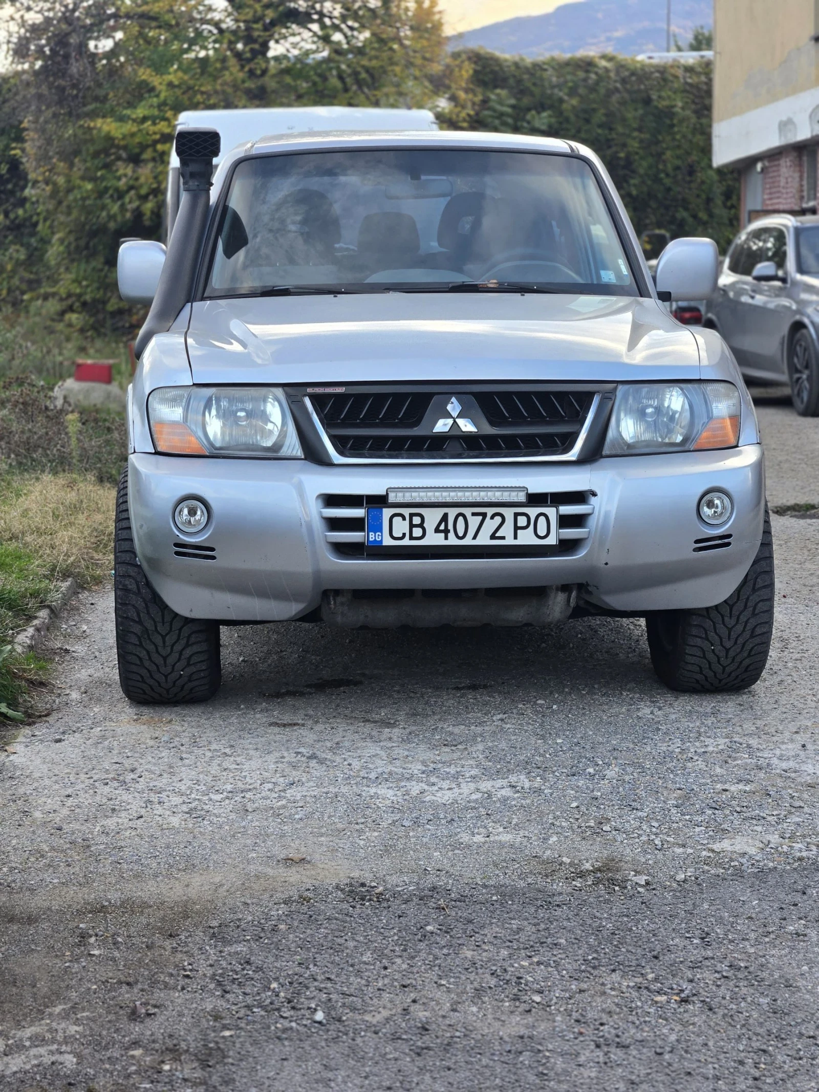 Mitsubishi Pajero 3.2 D-iD, снимка 3 - Автомобили и джипове - 53833261