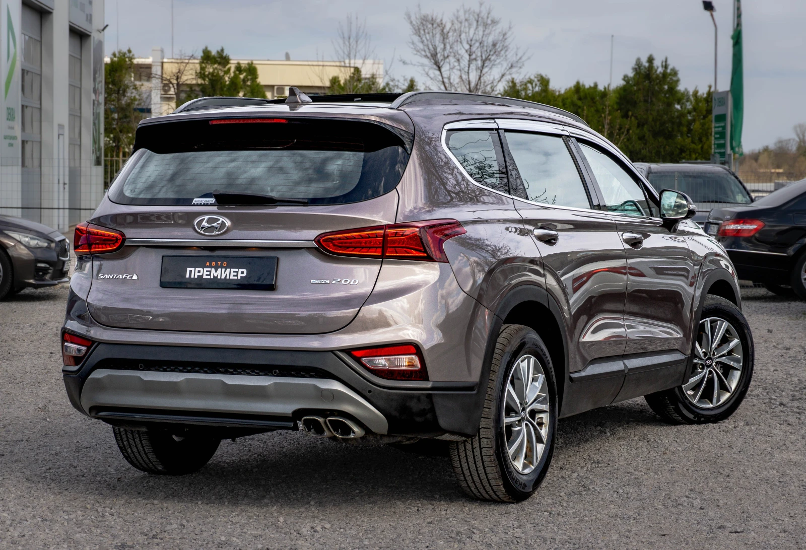 Hyundai Santa fe 2.0CRDI-4WD-HTRAC-6М.ГАР.РЕАЛНИ КМ., снимка 4 - Автомобили и джипове - 54134531