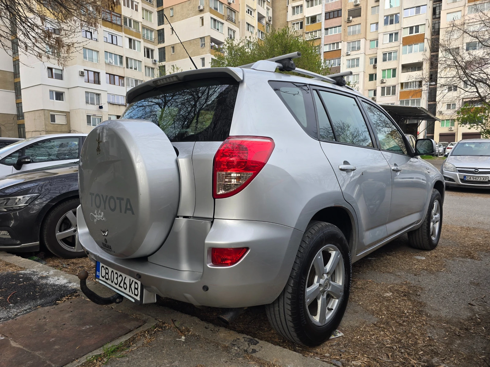 Toyota Rav4, снимка 6 - Автомобили и джипове - 54183825