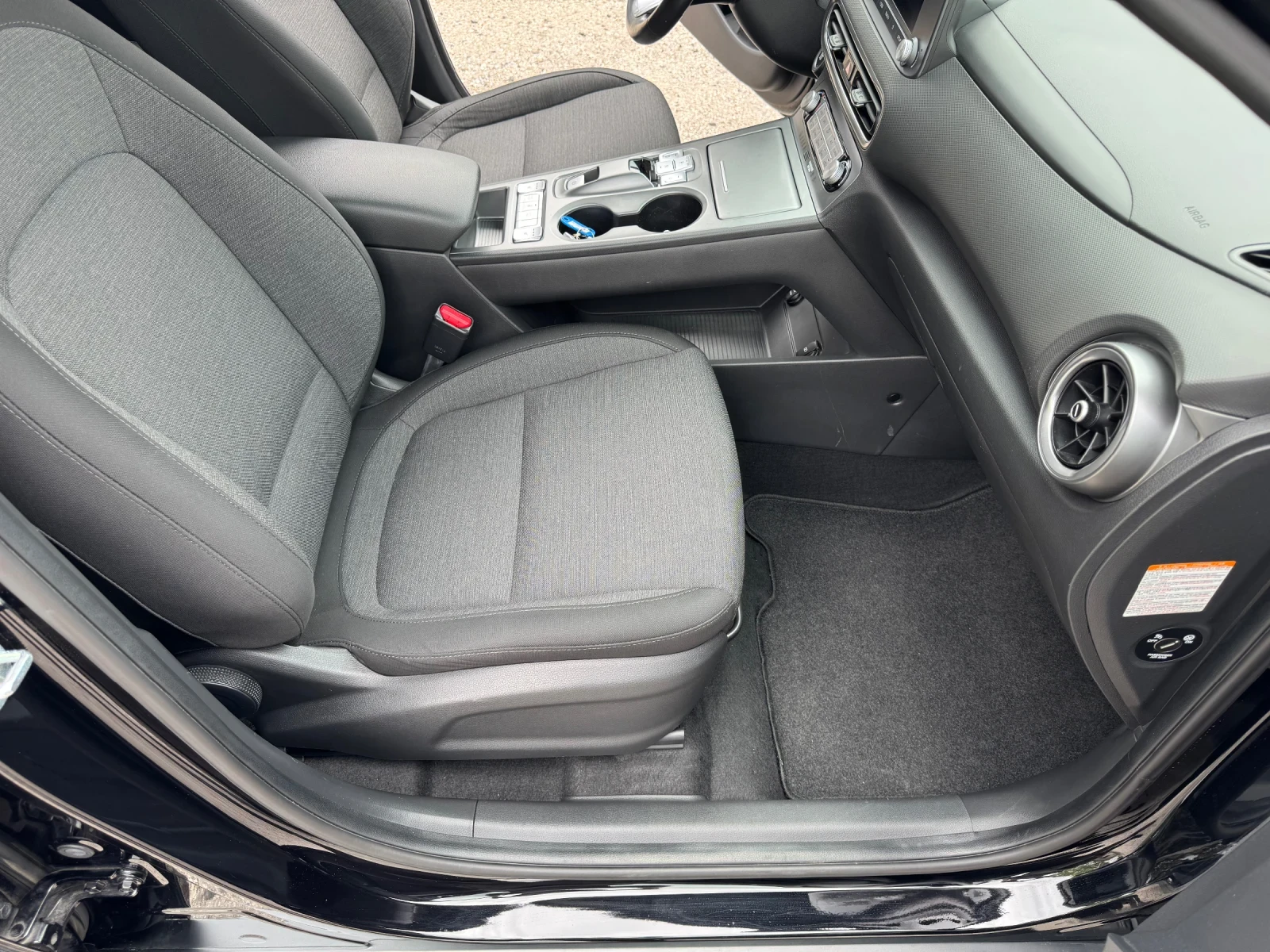 Hyundai Kona Electric 64KWh 100%SOH Facelift Digital, снимка 9 - Автомобили и джипове - 54483973