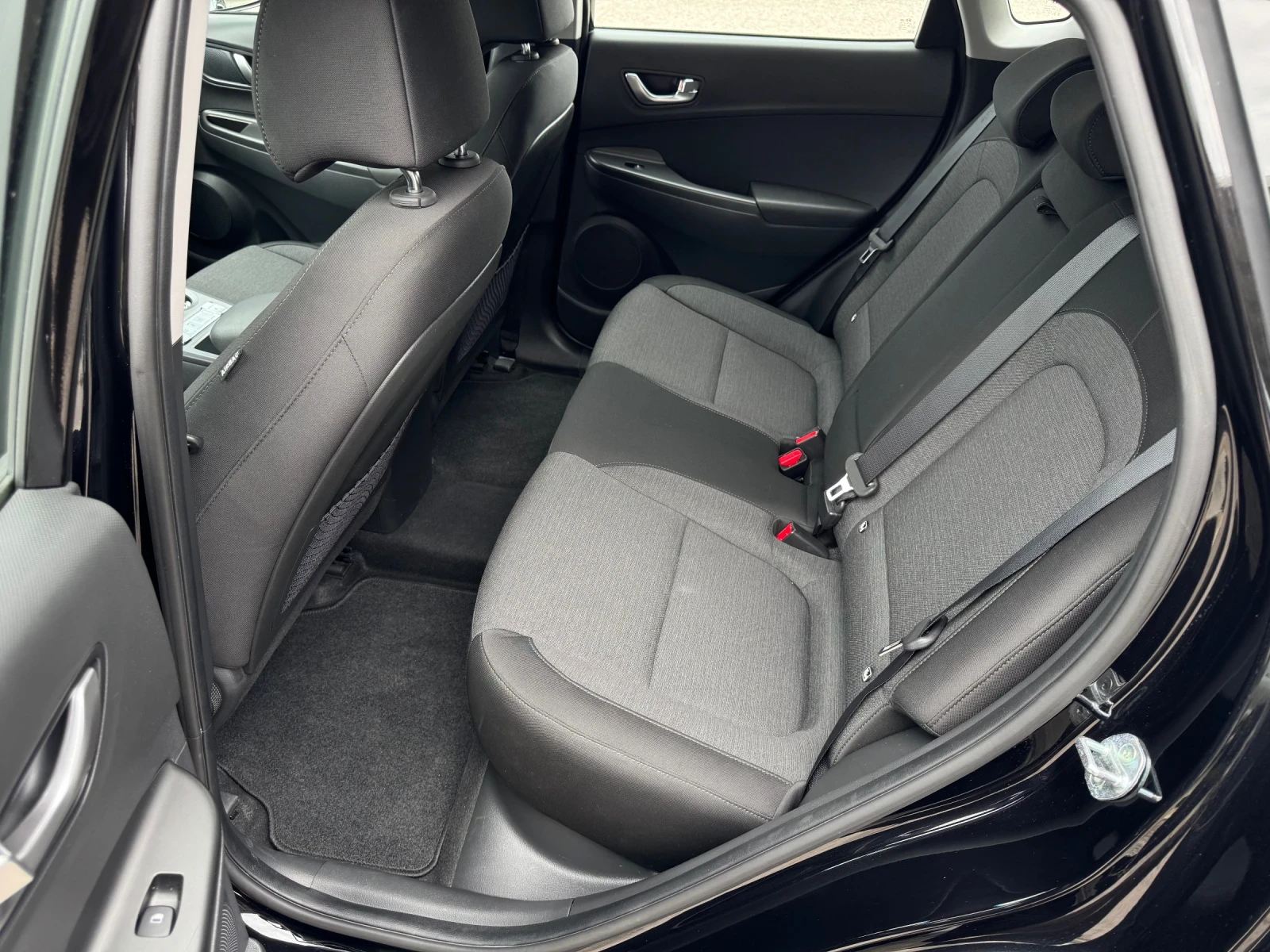 Hyundai Kona Electric 64KWh 100%SOH Facelift Digital, снимка 12 - Автомобили и джипове - 54483973