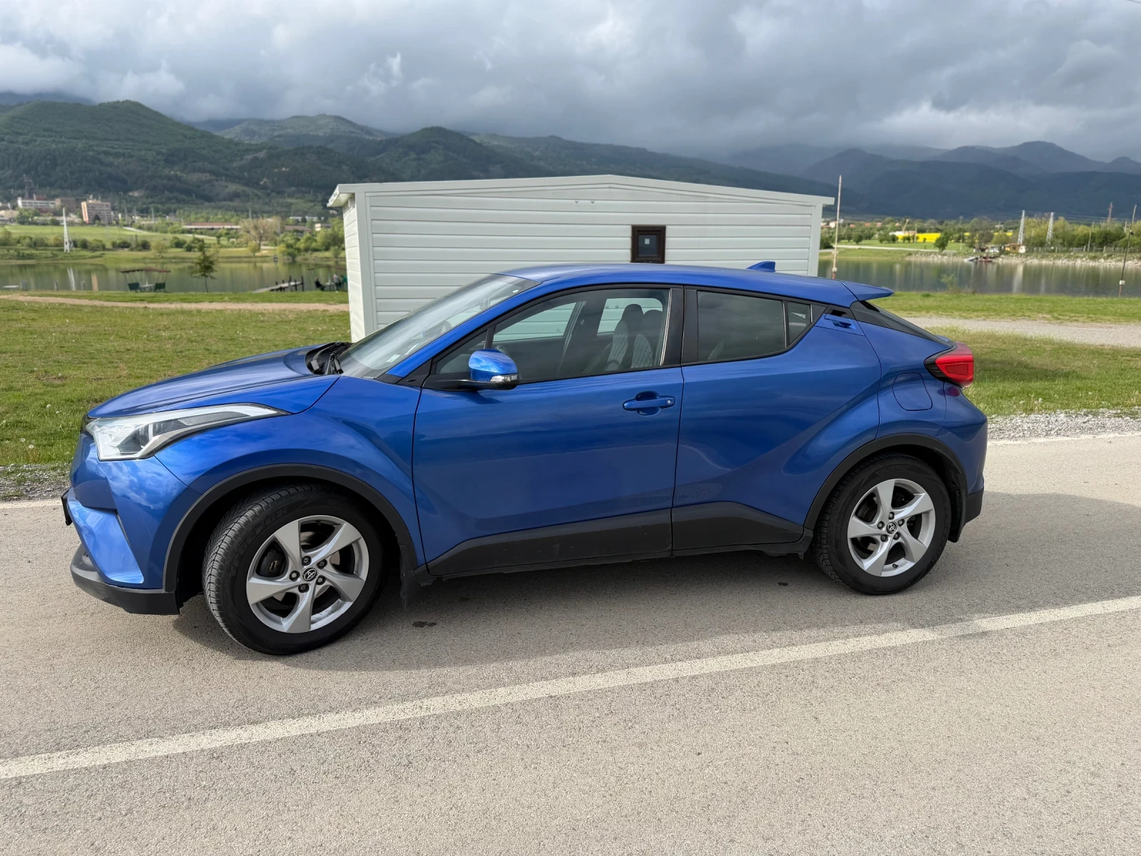 Toyota C-HR, снимка 6 - Автомобили и джипове - 54526208
