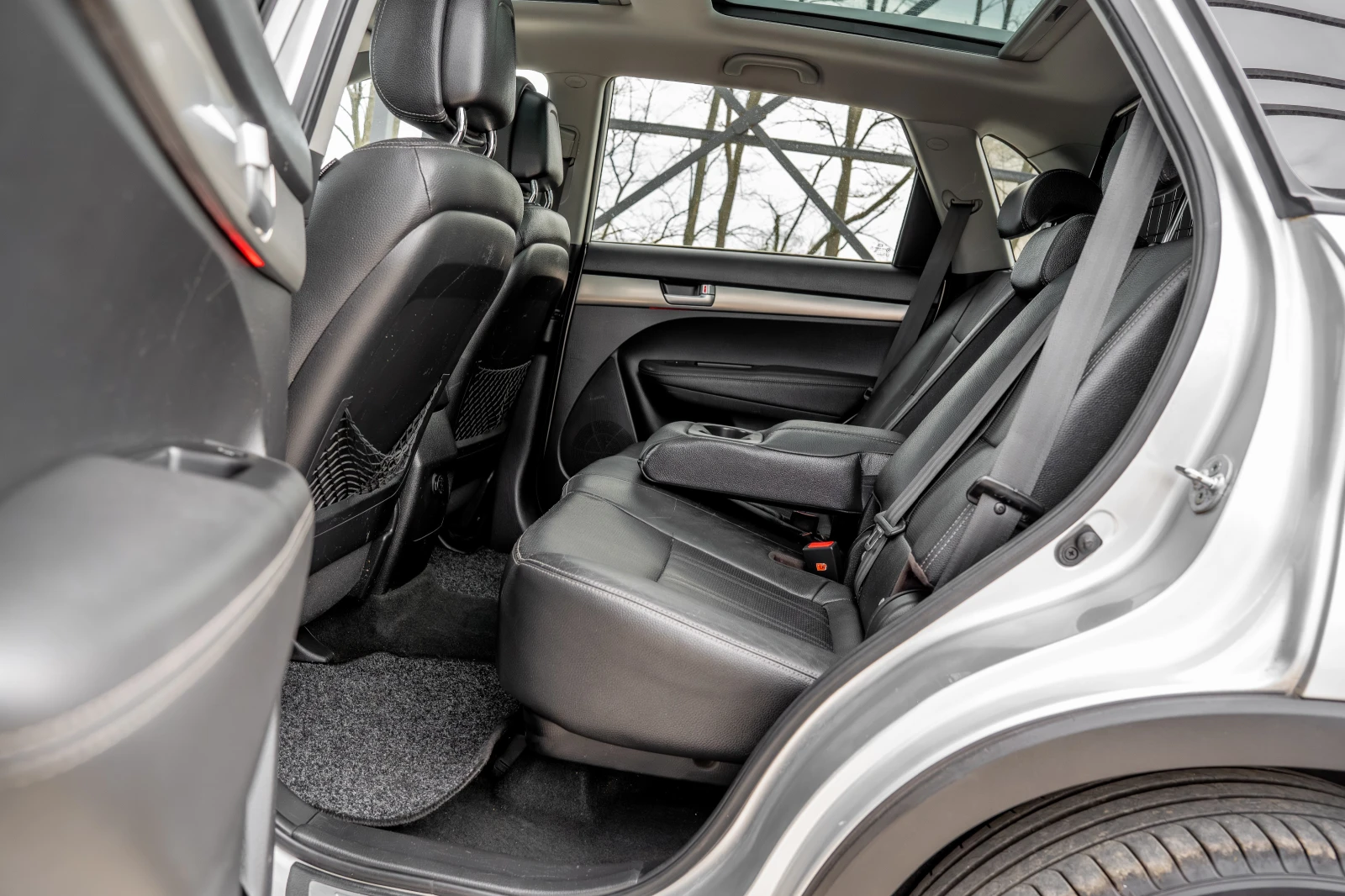 Kia Sorento 2.2CRDI Фейслифт, снимка 11 - Автомобили и джипове - 54561886