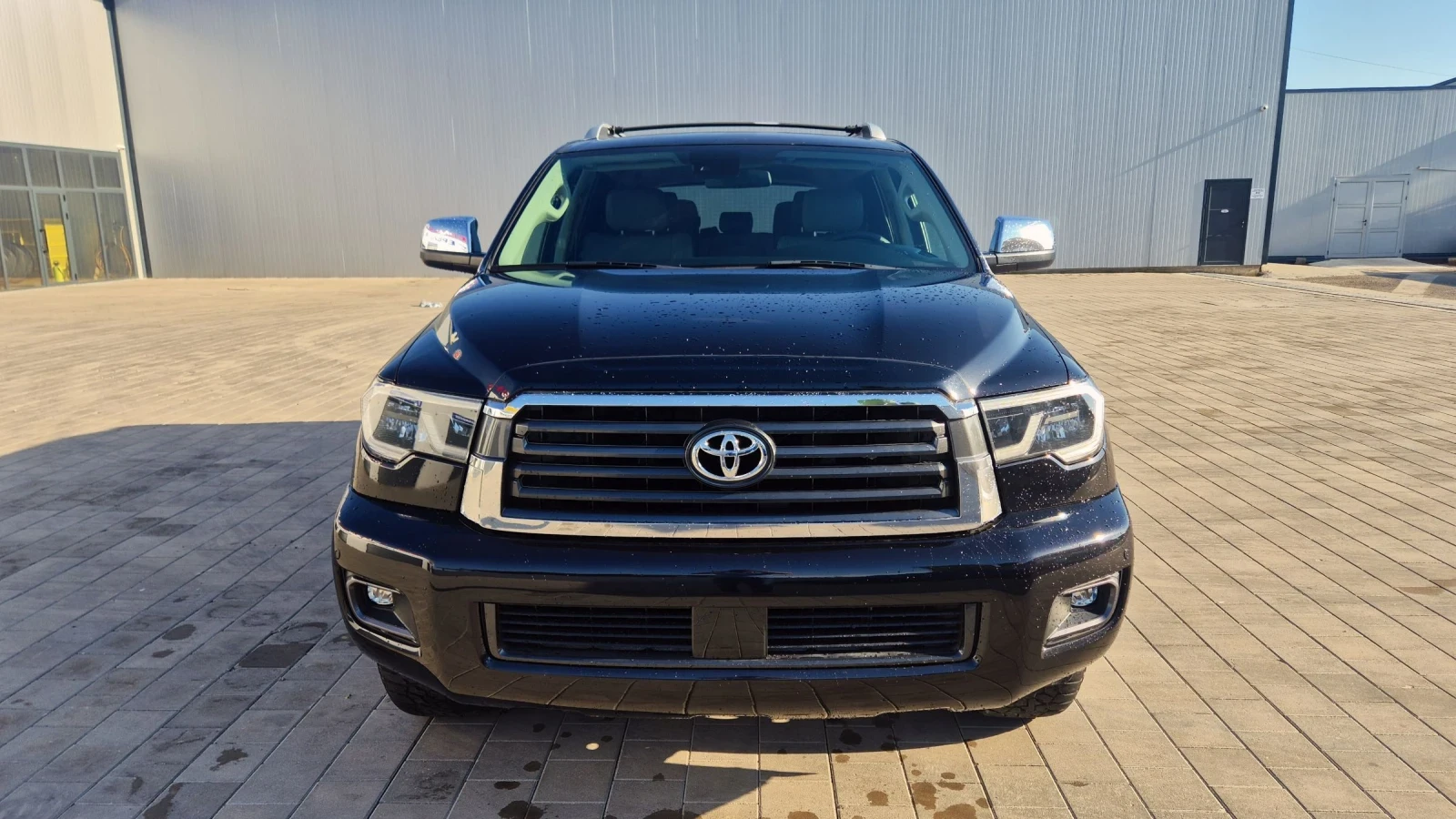 Toyota Sequoia
