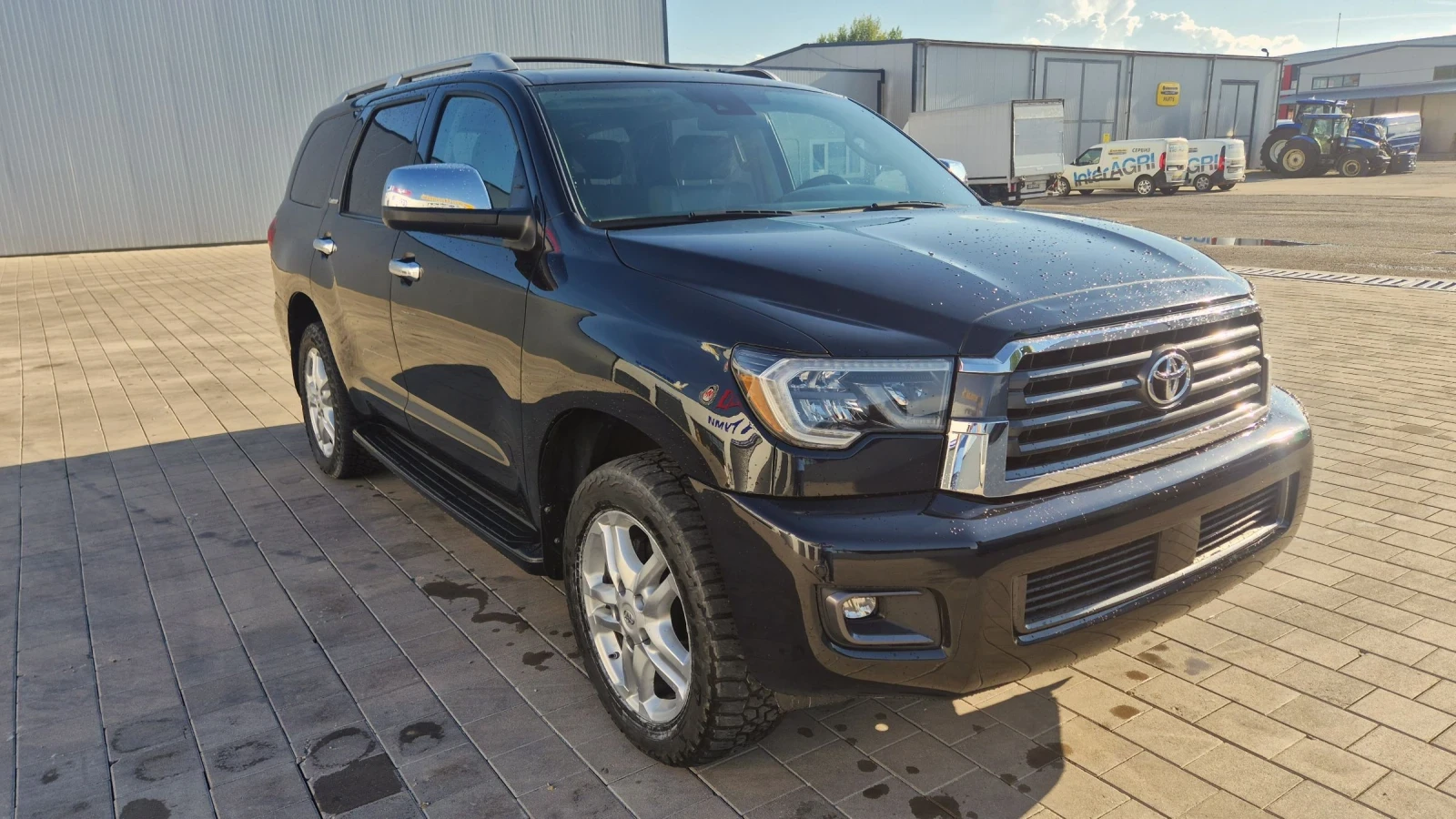 Toyota Sequoia, снимка 3 - Автомобили и джипове - 54662429