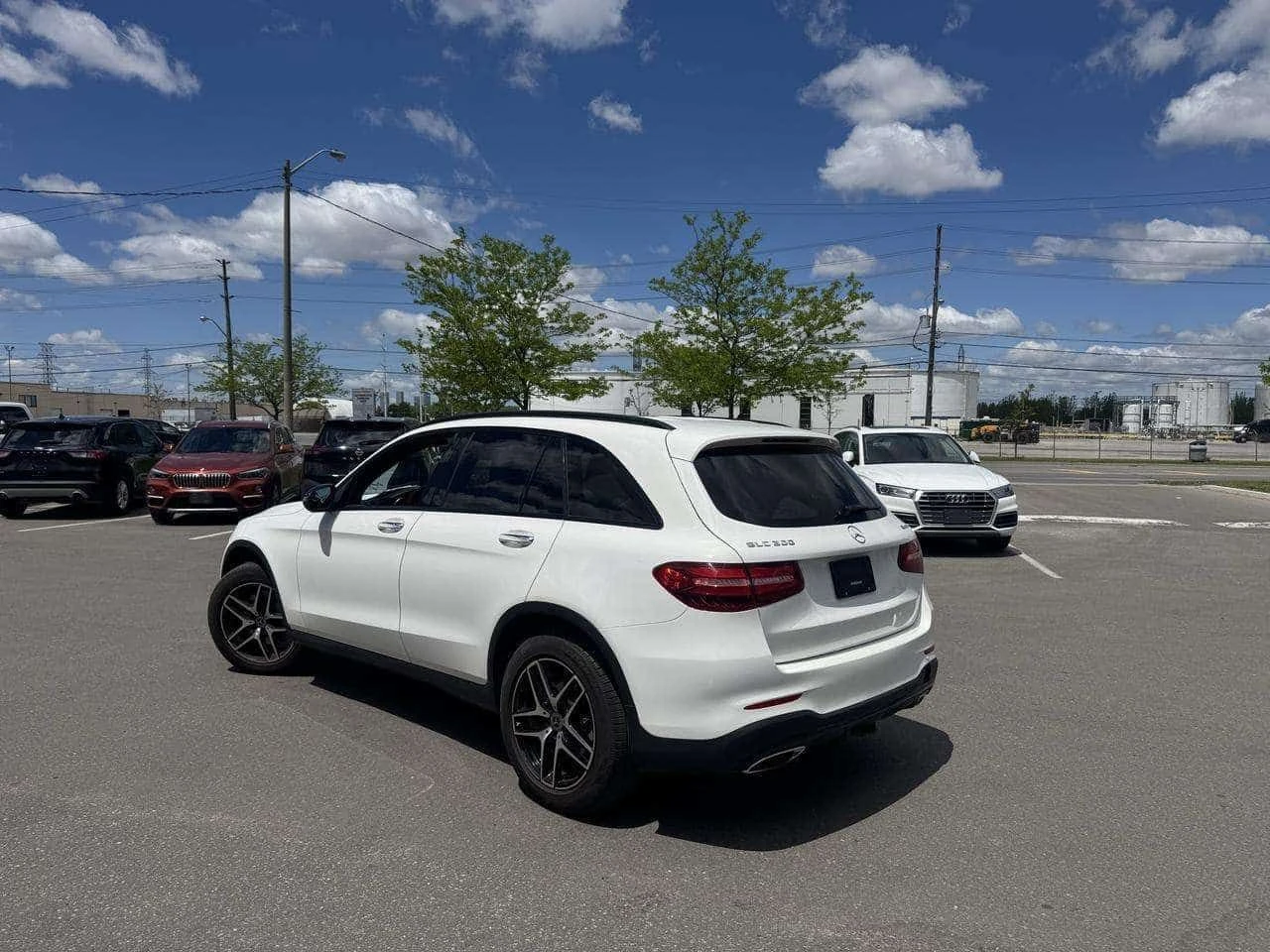 Mercedes-Benz GLC * 300 AMG PKG 4MATIC LEATHER PAN/ROOF NAVI CAMERA , снимка 4 - Автомобили и джипове - 54915652