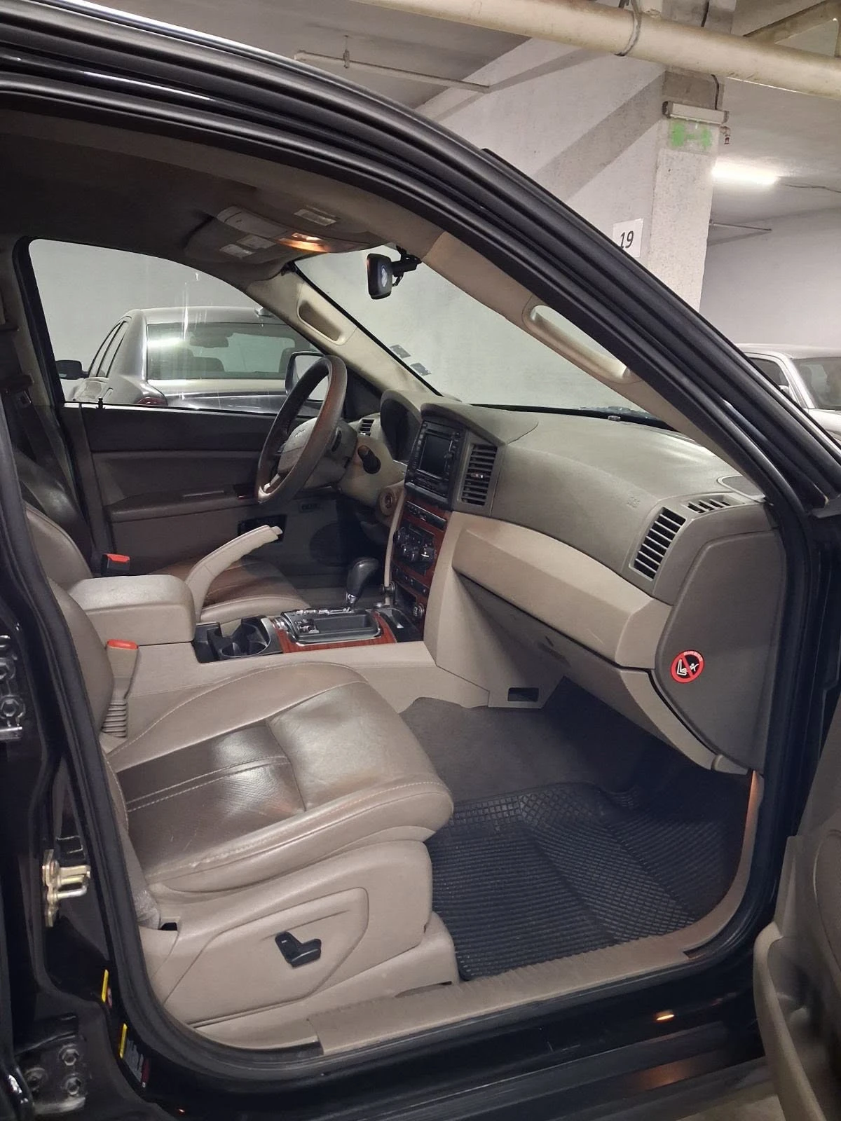 Jeep Grand cherokee, снимка 7 - Автомобили и джипове - 54954037
