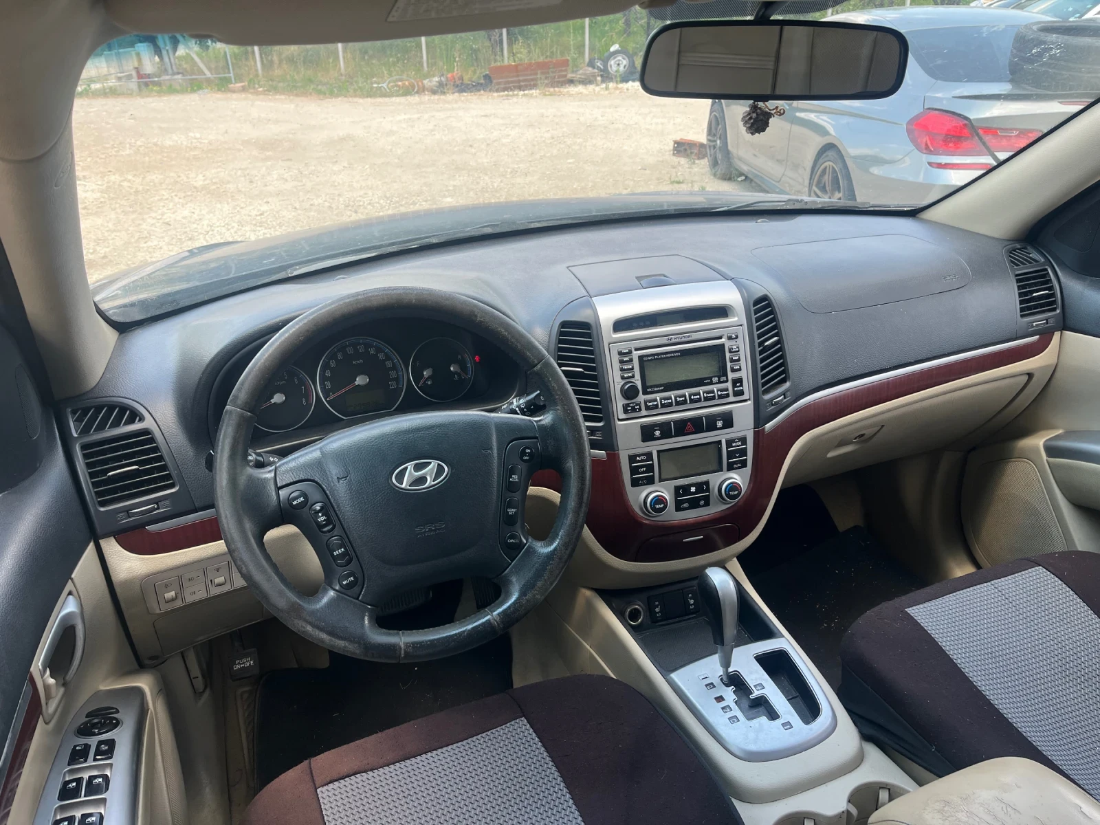 Hyundai Santa fe 2.7i, снимка 5 - Автомобили и джипове - 55175434
