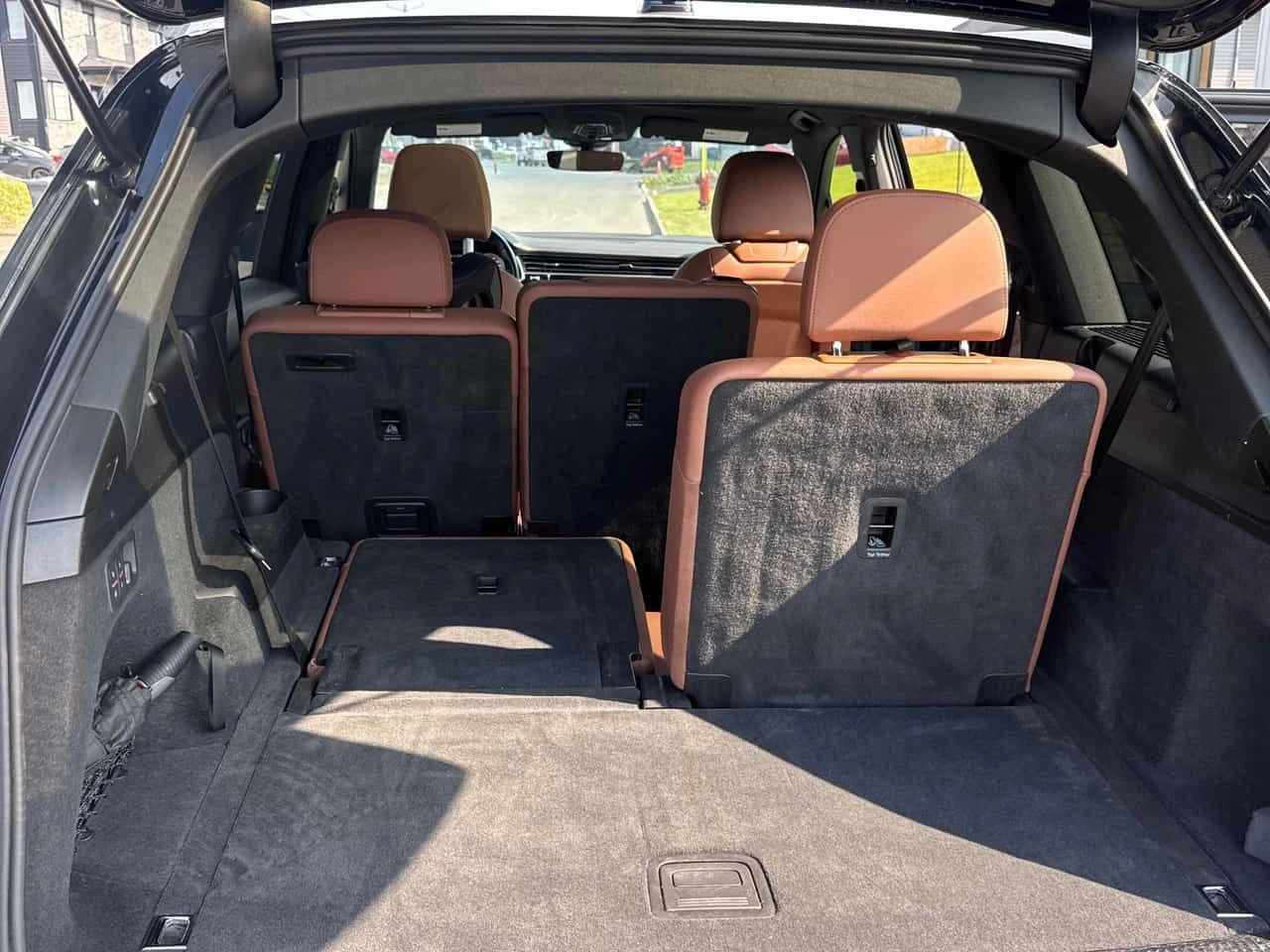 Audi Q7 * Komfort * CARFAX * БЕЗ ПЪРВОНАЧАЛНА ВНОСКА, снимка 15 - Автомобили и джипове - 55226131