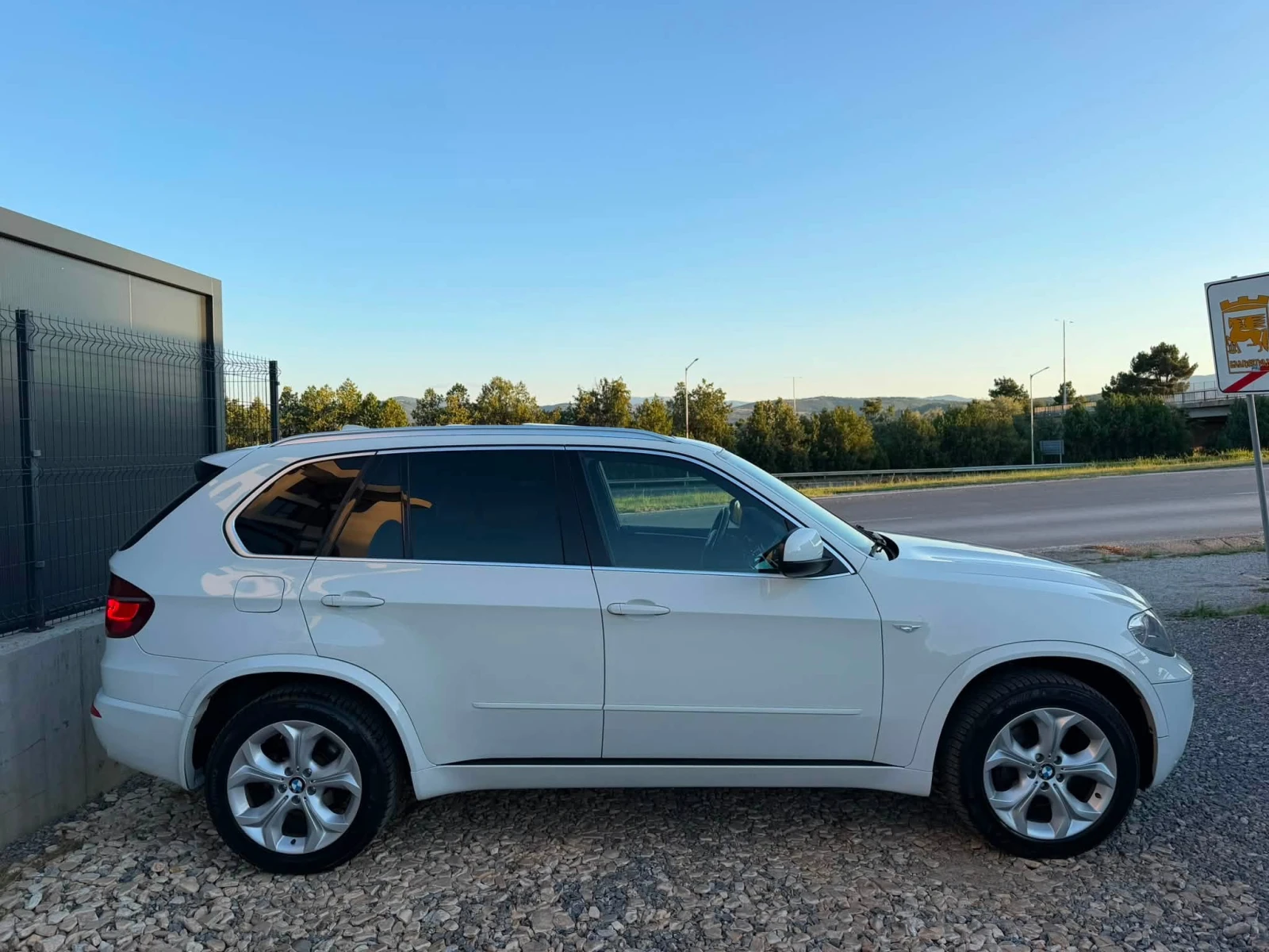 BMW X5 3.0D/245/M-PACK/DYNAMIC DRIVE/PANO, снимка 4 - Автомобили и джипове - 55240574