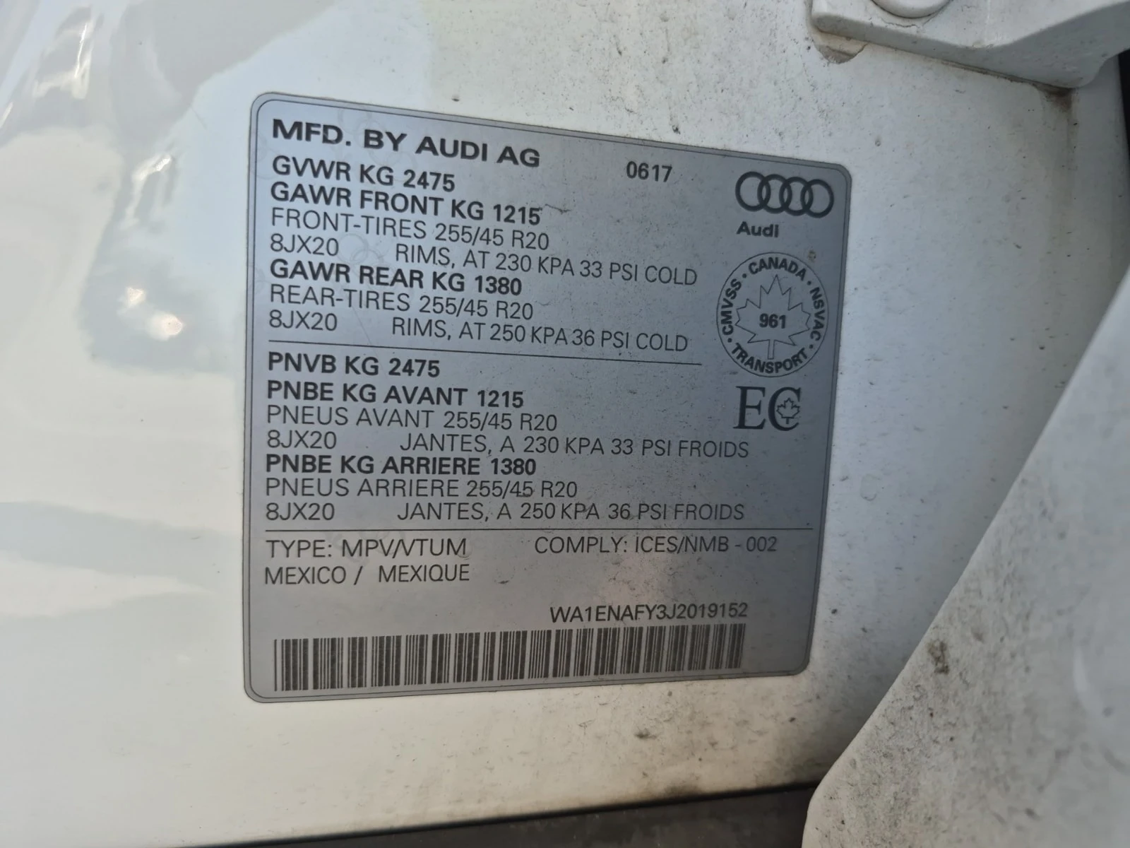 Audi Q5 PREMIUM / CARFAX / АВТОКРЕДИТ , снимка 16 - Автомобили и джипове - 55832095
