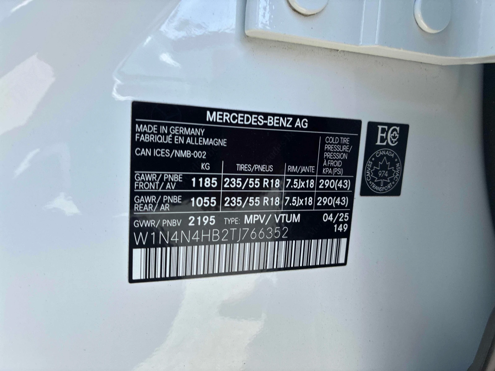 Mercedes-Benz GLA 250  DISTRONIC / 360 / MEMORY / АВТОКРЕДИТ, снимка 6 - Автомобили и джипове - 56023190