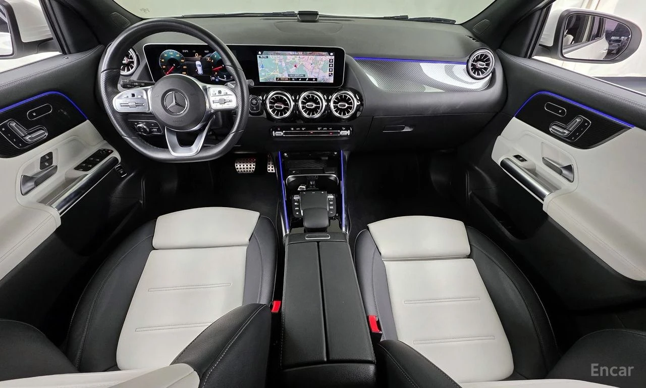 Mercedes-Benz GLA 250 AMG* LINE* ДИСТРОНИК* LANE* ASSIST* КАМЕРА* , снимка 7 - Автомобили и джипове - 56118915