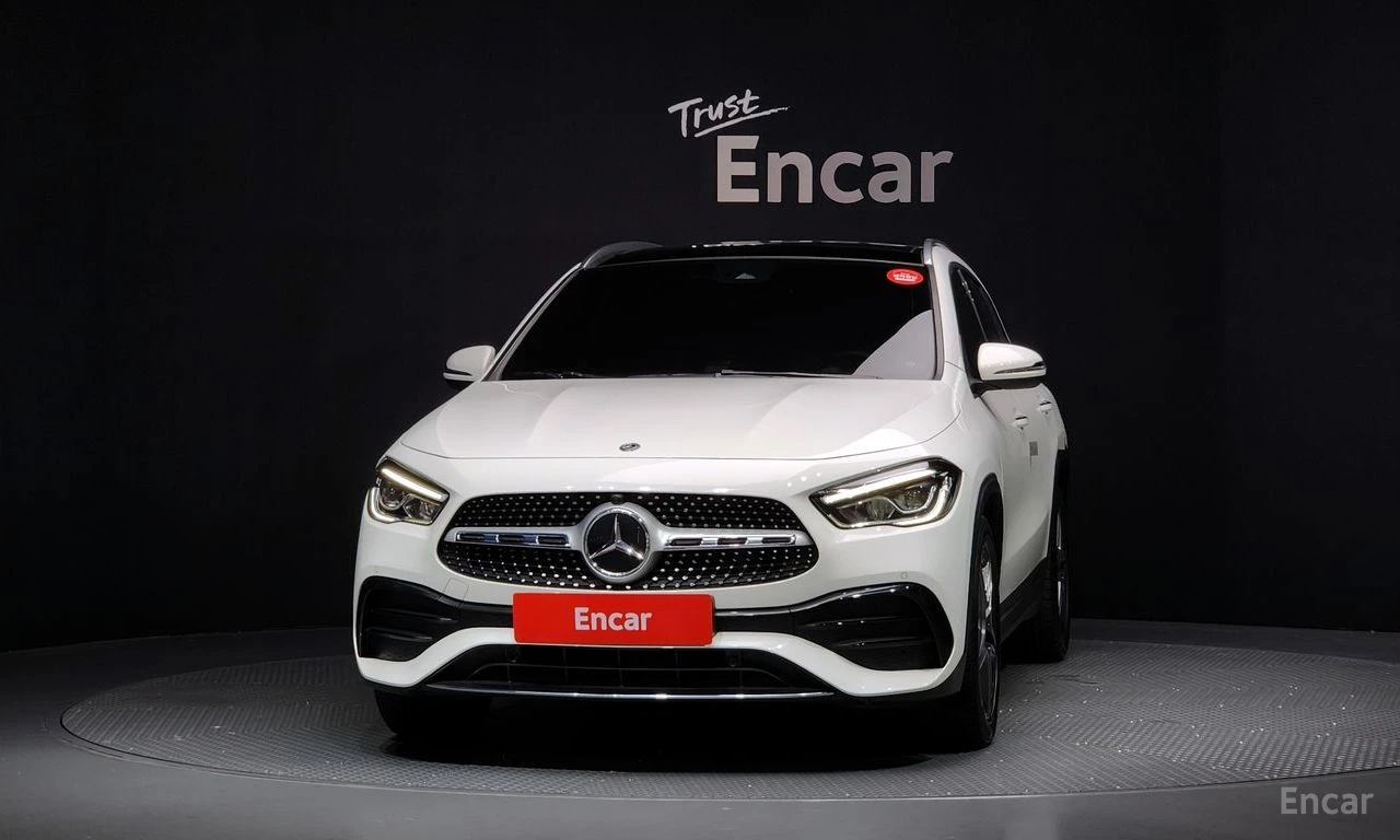 Mercedes-Benz GLA 250 AMG* LINE* ДИСТРОНИК* LANE* ASSIST* КАМЕРА* , снимка 3 - Автомобили и джипове - 56118915