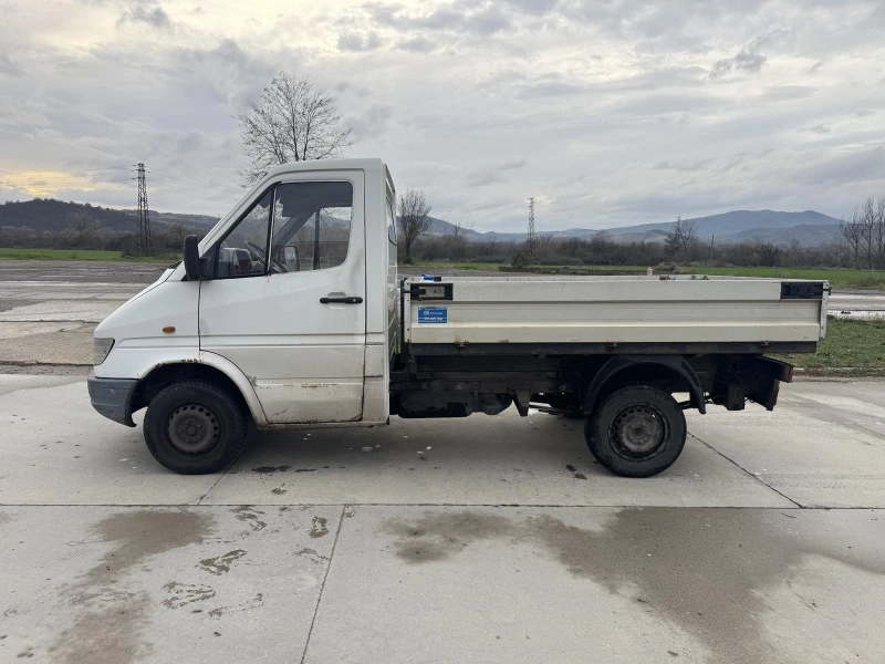 Mercedes-Benz Sprinter 208, снимка 2 - Бусове и автобуси - 52563739