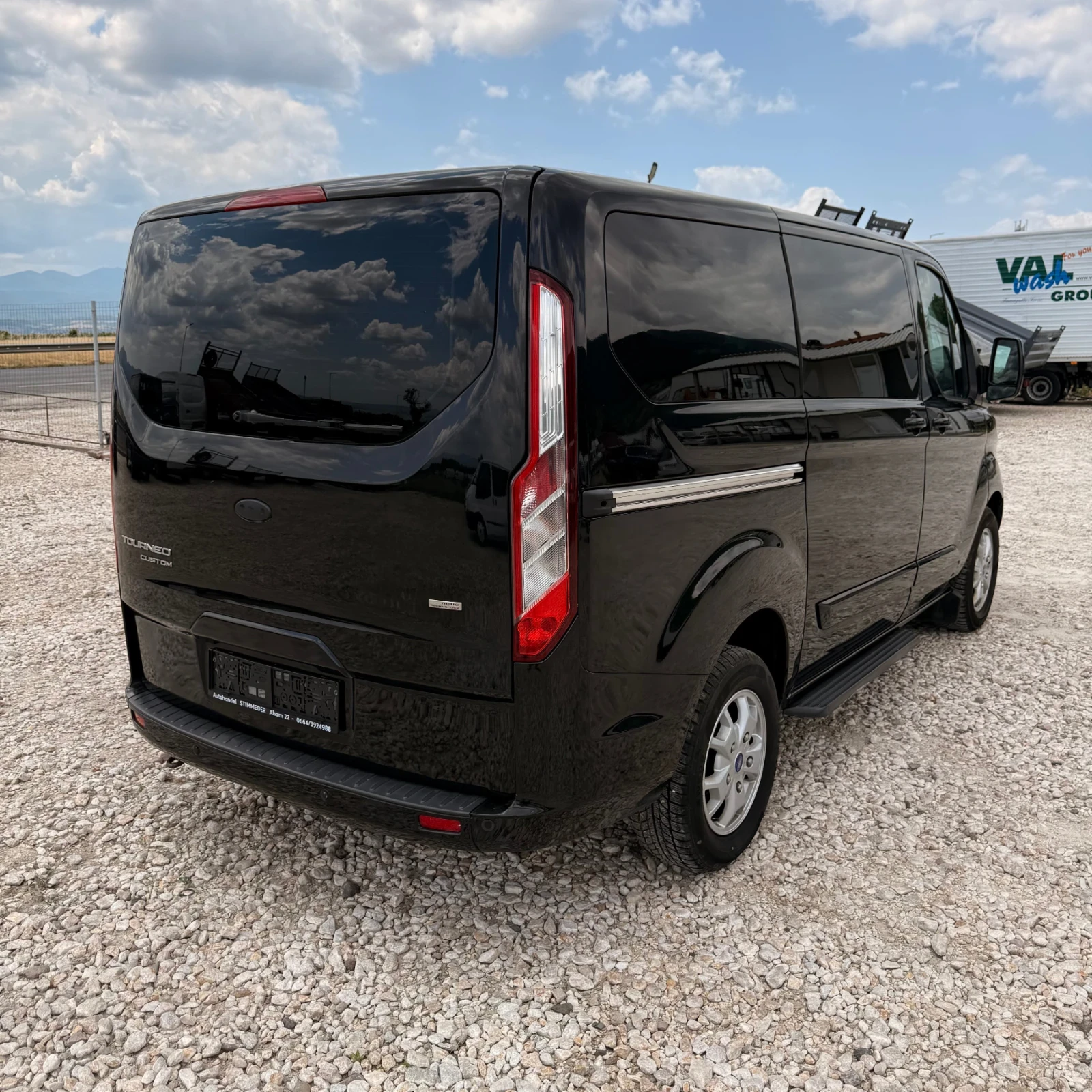 Ford Transit Custom TOURNEO-8местен-Клима-Full - изображение 7