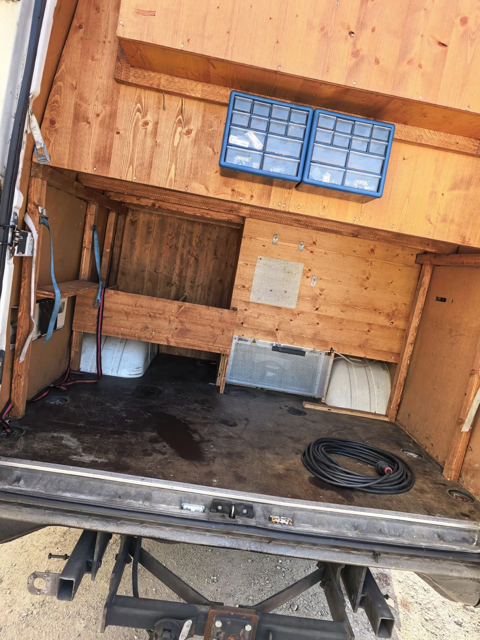 Iveco 35c18 ������ ��� ��������� ��� �������� 180�� | Mobile.bg � ����������� 7