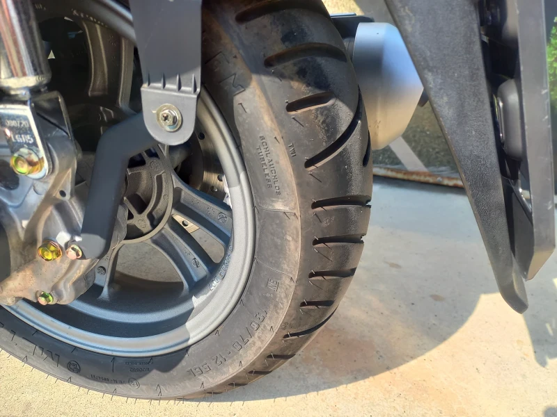 Kymco Like 125, снимка 7 - Мотоциклети и мототехника - 50733984