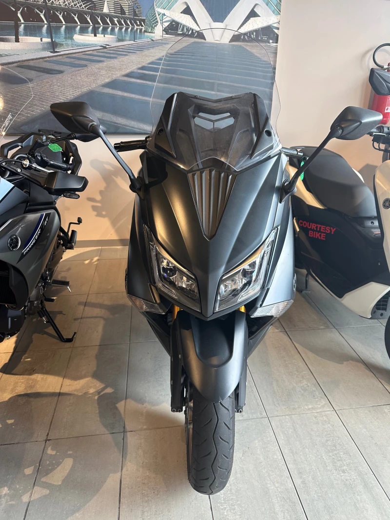 Yamaha T-max 530i Iron Max LED/ABS, снимка 16 - Мотоциклети и мототехника - 51894174