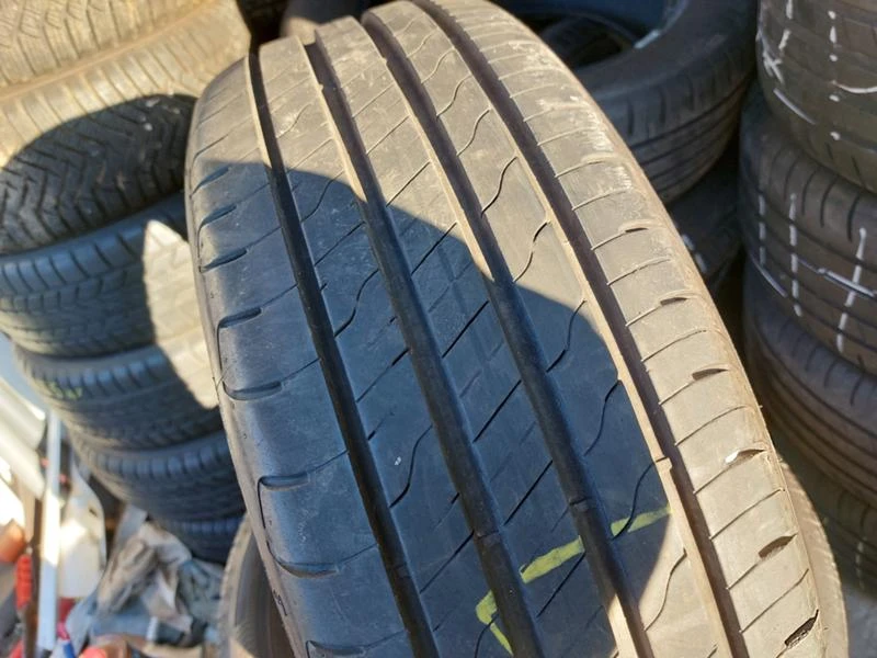 Гуми Летни 205/60R16, снимка 1 - Гуми и джанти - 35981754