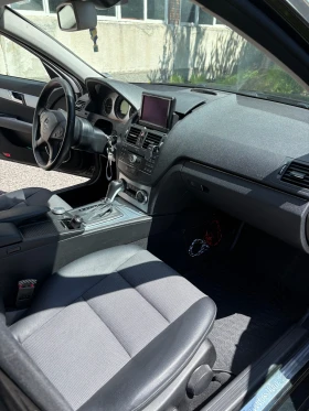 Mercedes-Benz C 220 om646 Автомат, снимка 12