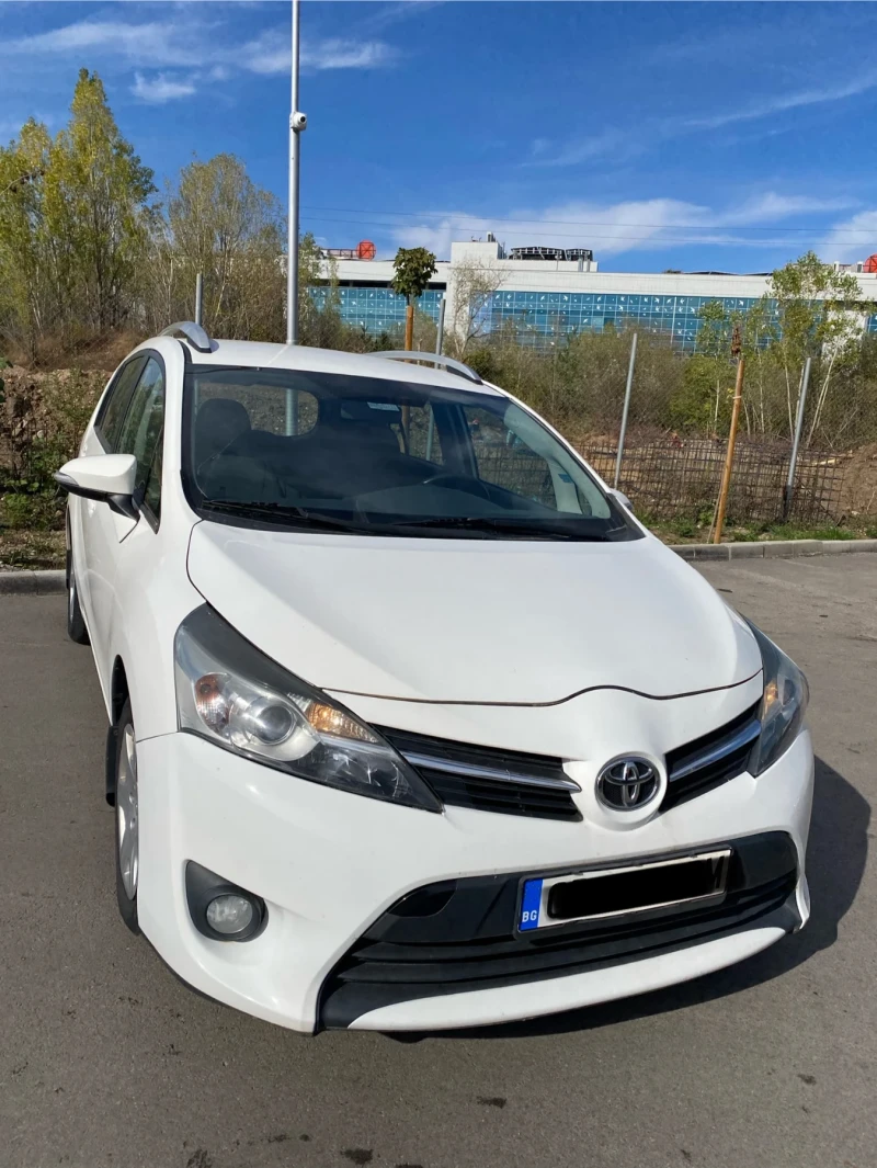 Toyota Verso, снимка 2 - Автомобили и джипове - 47632051