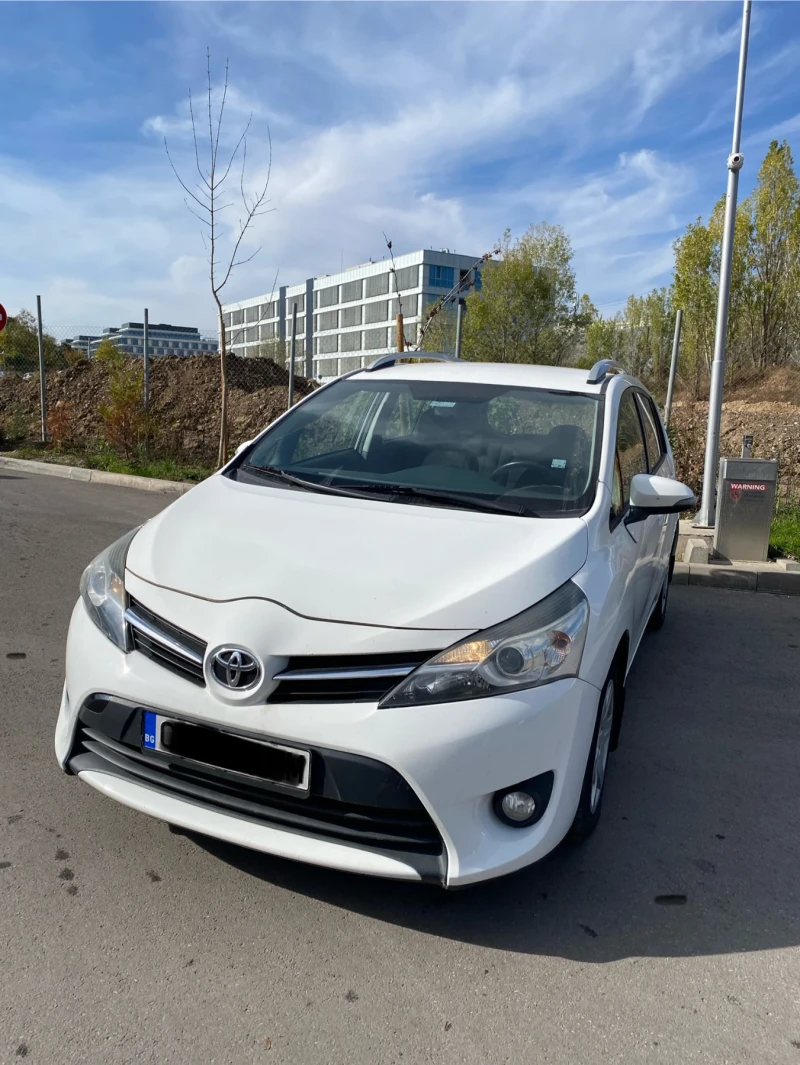 Toyota Verso, снимка 1 - Автомобили и джипове - 47632051