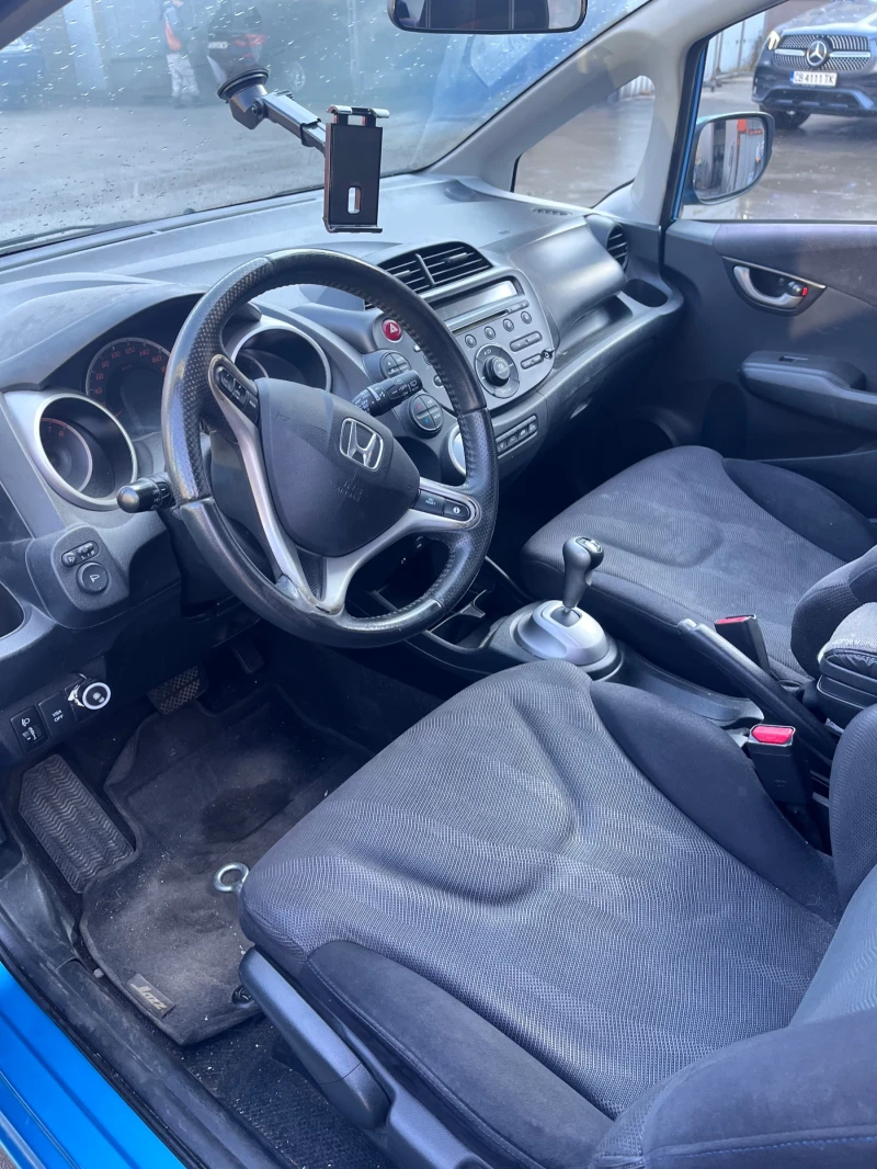 Honda Jazz, снимка 13 - Автомобили и джипове - 48141182