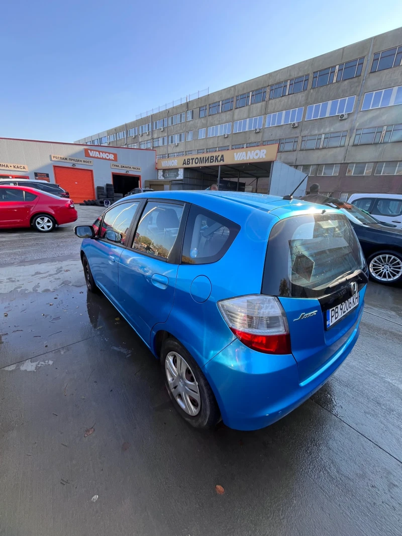 Honda Jazz, снимка 6 - Автомобили и джипове - 48141182