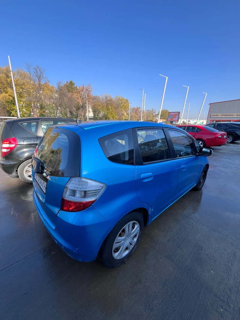 Honda Jazz, снимка 5 - Автомобили и джипове - 48141182