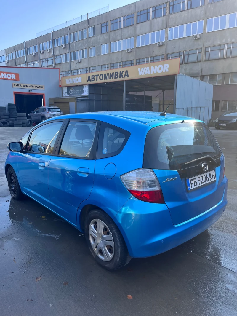 Honda Jazz, снимка 3 - Автомобили и джипове - 48141182