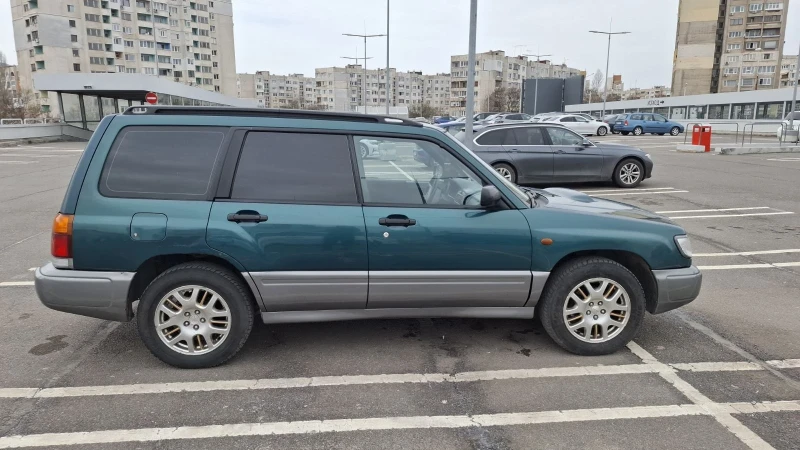 Subaru Forester, снимка 3 - Автомобили и джипове - 49511615